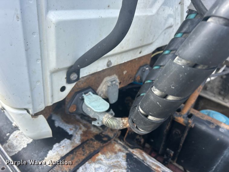 image for item DS0836 2009 International TranStar 8600 semi truck