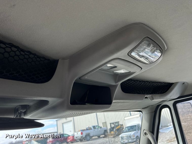 image for item DS0836 2009 International TranStar 8600 semi truck