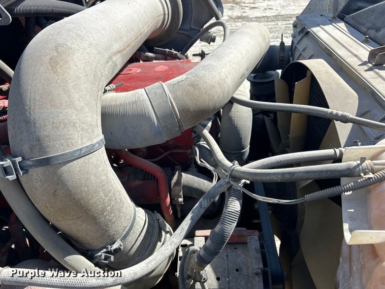 image for item DS0836 2009 International TranStar 8600 semi truck