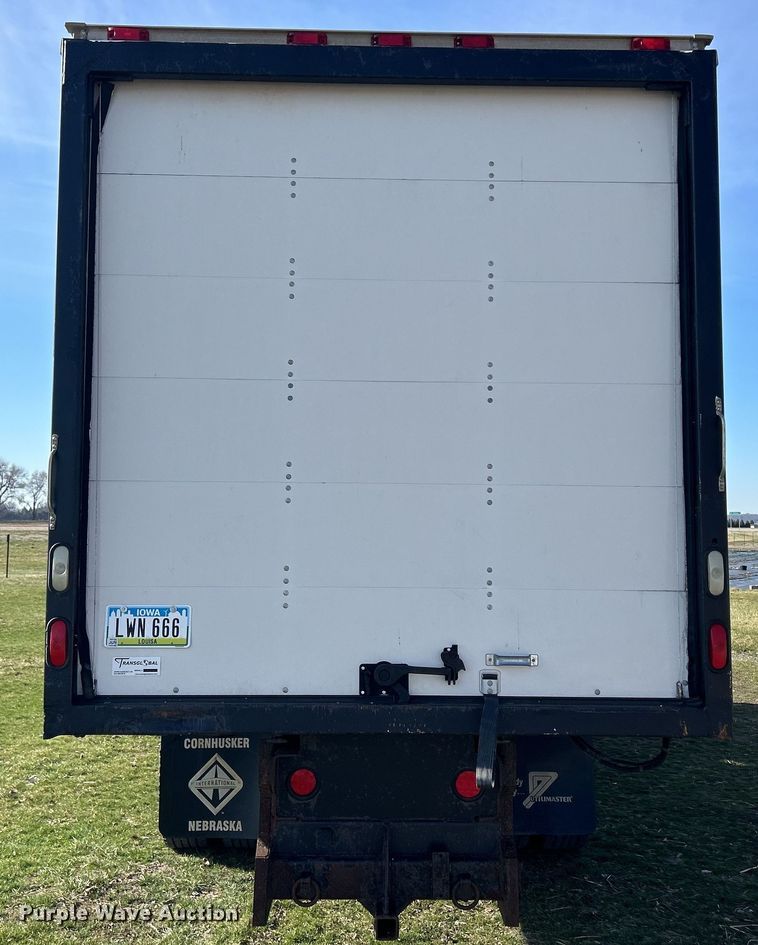 image for item DS0840 2013 International 4300M7 box truck