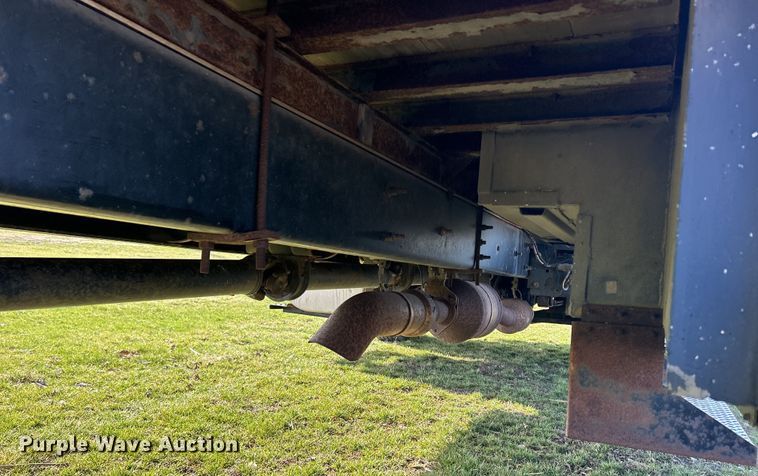 image for item DS0840 2013 International 4300M7 box truck