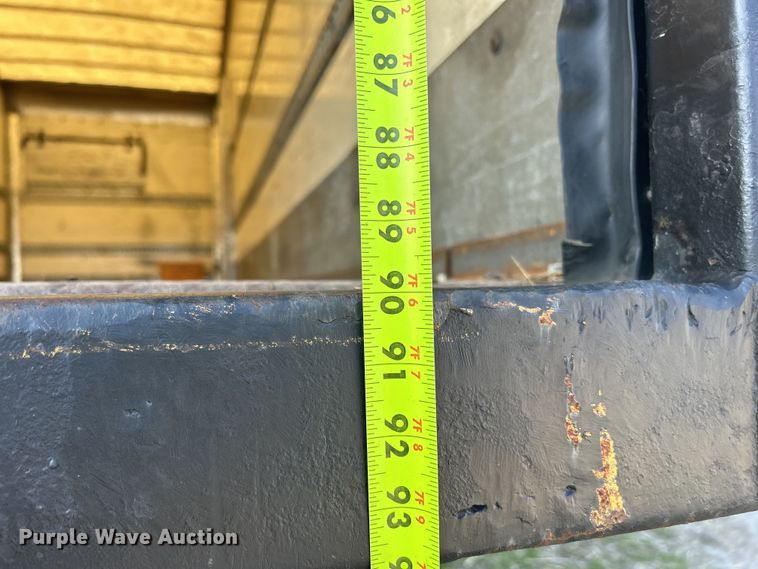 image for item DS0840 2013 International 4300M7 box truck