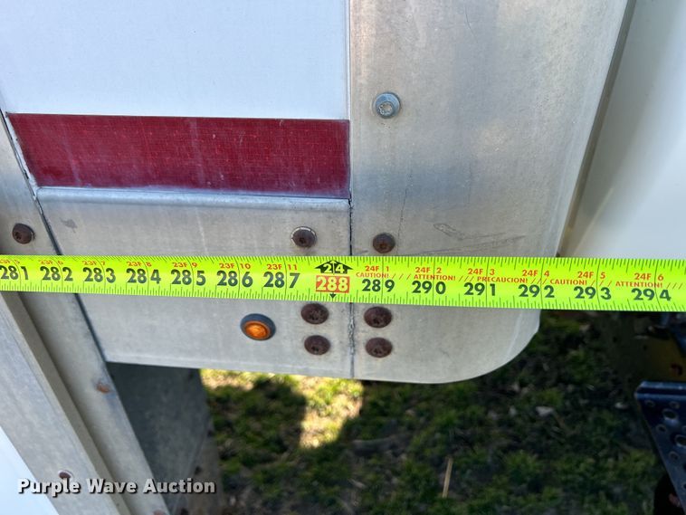 image for item DS0840 2013 International 4300M7 box truck