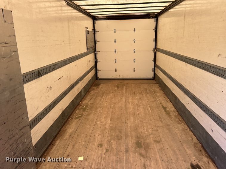 image for item DS0840 2013 International 4300M7 box truck