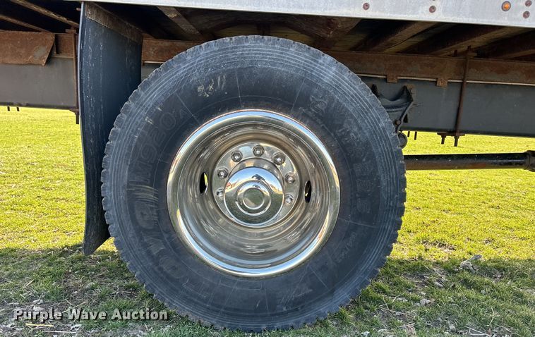 image for item DS0840 2013 International 4300M7 box truck