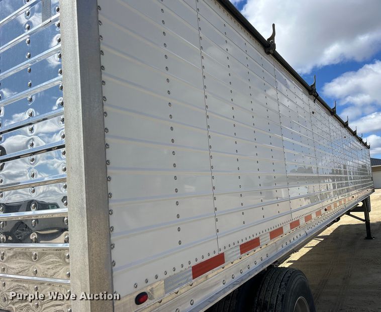 image for item DS0847 2019 Wilson  DWH-651 grain trailer