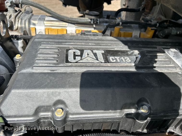 image for item EG1259 2016 Caterpillar CT660S semi truck