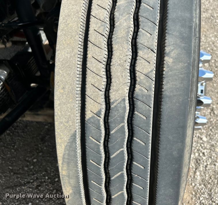 image for item EG1259 2016 Caterpillar CT660S semi truck