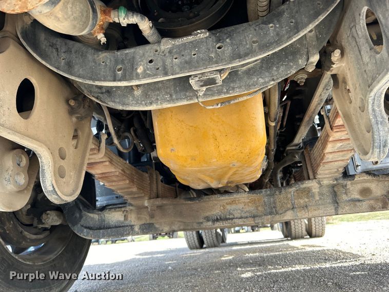 image for item EG1259 2016 Caterpillar CT660S semi truck