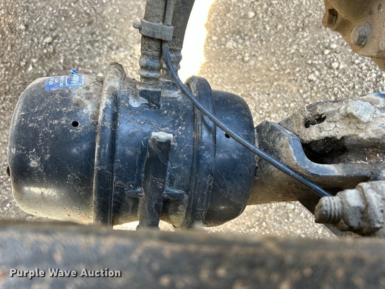 image for item EG1259 2016 Caterpillar CT660S semi truck