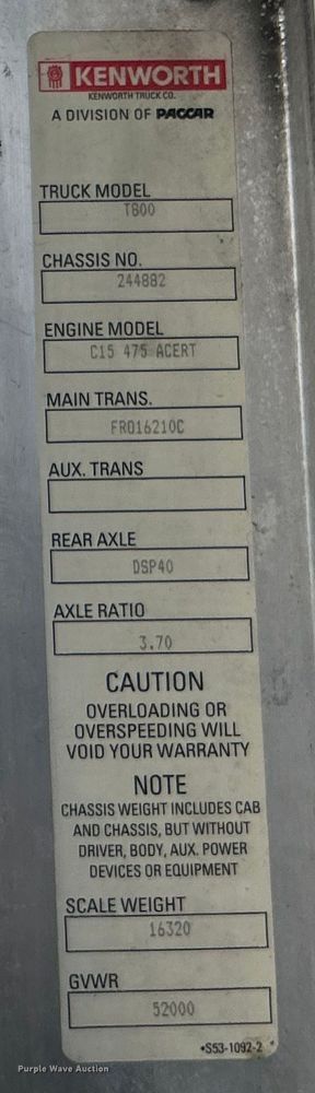 image for item EG1261 2009 Kenworth T800 semi truck