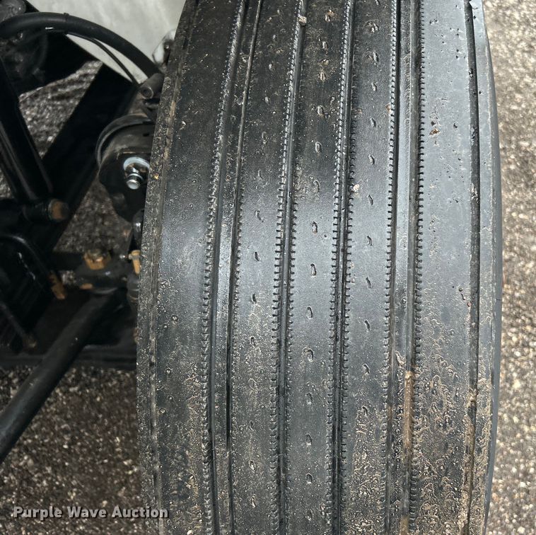 image for item EG1285 2008 International  8600 SBA semi truck