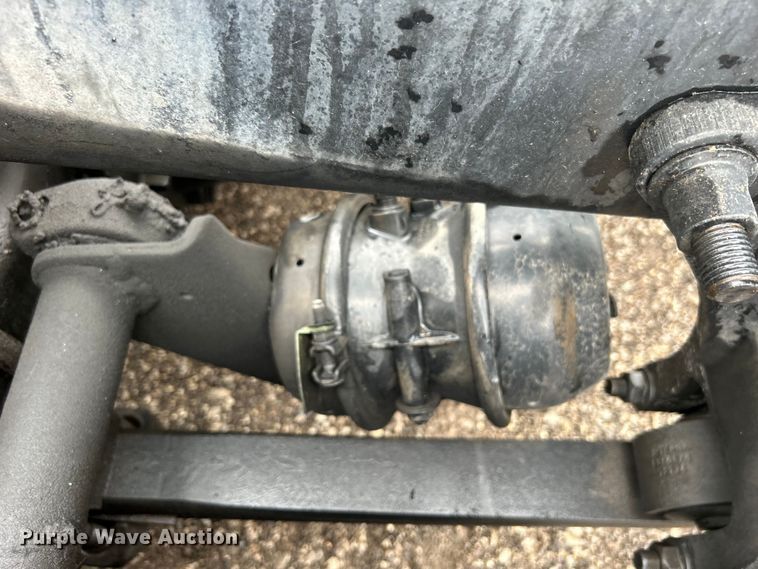 image for item EG1285 2008 International  8600 SBA semi truck