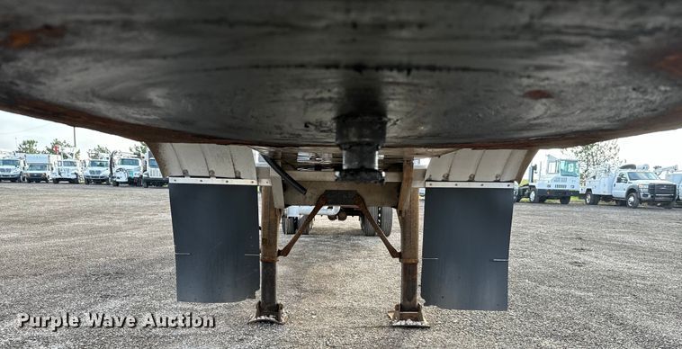 image for item EG1307 1995 Walker Stainless Equipment  tank trailer