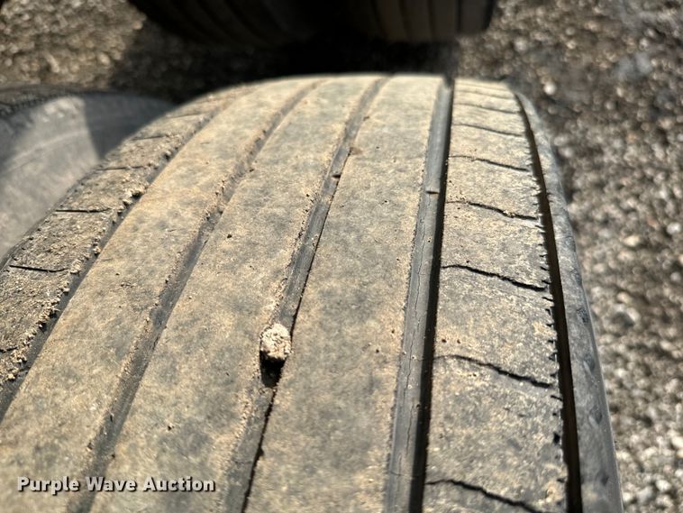 image for item EG1307 1995 Walker Stainless Equipment  tank trailer