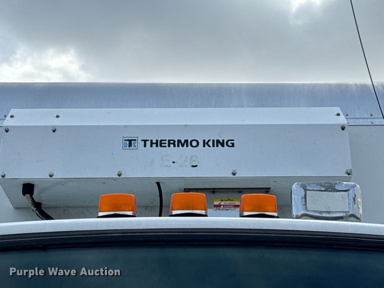 image for item EG1310 2013 Kenworth T370 box truck