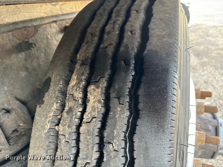 image for item EG1310 2013 Kenworth T370 box truck