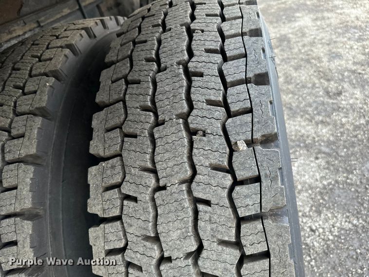 image for item EG1310 2013 Kenworth T370 box truck