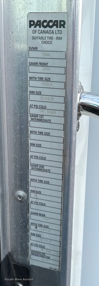 image for item EG1310 2013 Kenworth T370 box truck