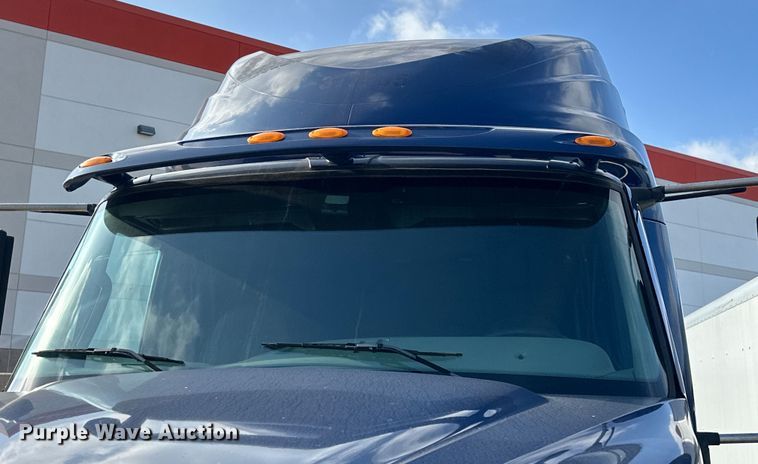 image for item EH3837 2017 International  PROSTAR  semi truck