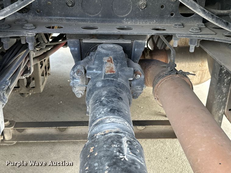 image for item EH3837 2017 International  PROSTAR  semi truck