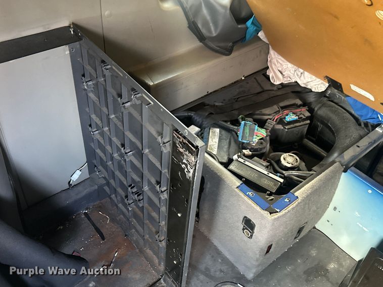 image for item EH3837 2017 International  PROSTAR  semi truck