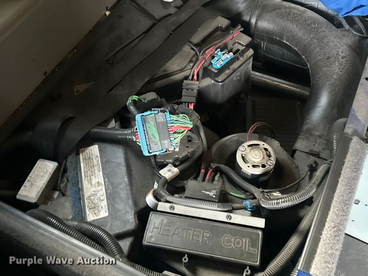 image for item EH3837 2017 International  PROSTAR  semi truck