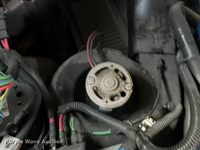 image for item EH3837 2017 International  PROSTAR  semi truck