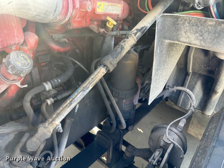 image for item EH3837 2017 International  PROSTAR  semi truck