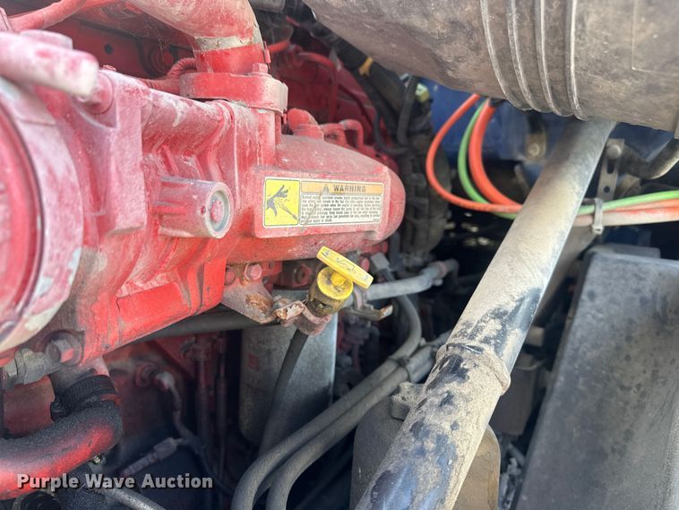 image for item EH3837 2017 International  PROSTAR  semi truck