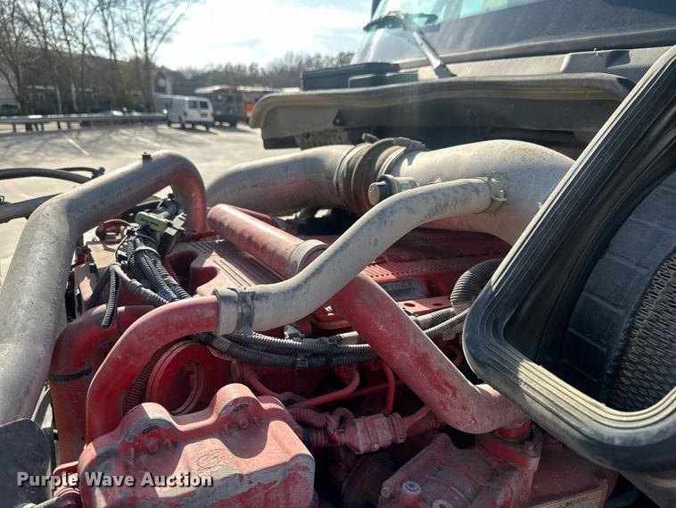 image for item EH3837 2017 International  PROSTAR  semi truck