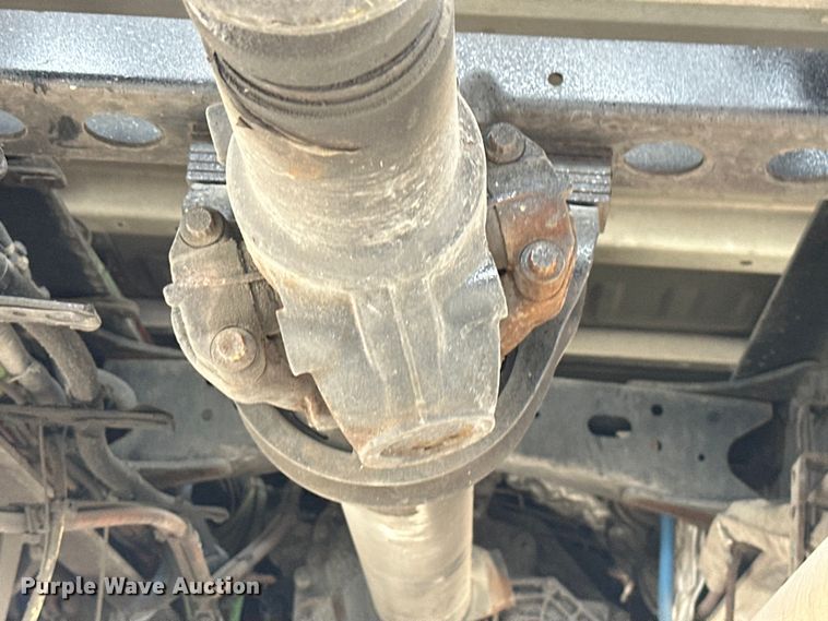 image for item EH3848 2016 Freightliner  Cascadia semi truck