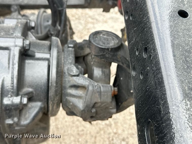 image for item EH3848 2016 Freightliner  Cascadia semi truck