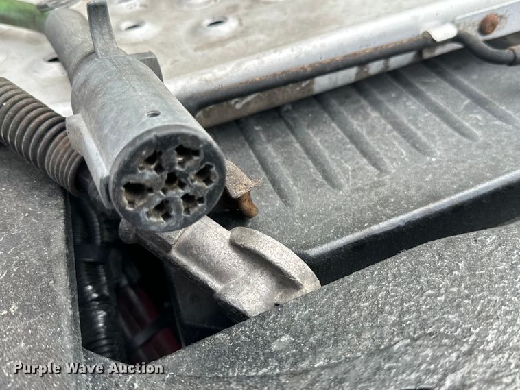 image for item EH3848 2016 Freightliner  Cascadia semi truck