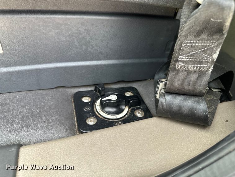 image for item EH3848 2016 Freightliner  Cascadia semi truck