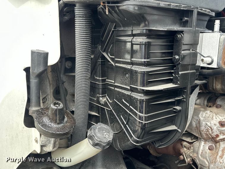 image for item EH3848 2016 Freightliner  Cascadia semi truck