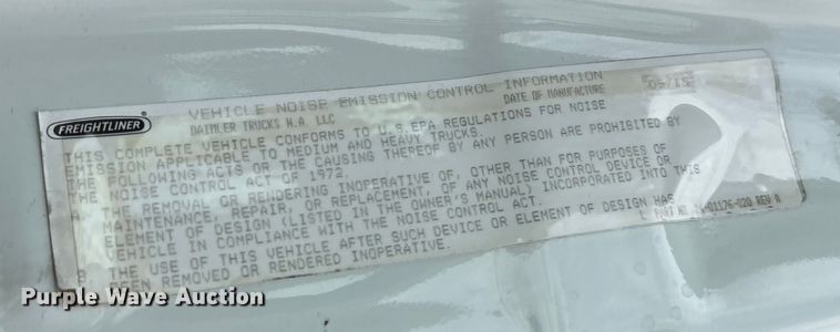 image for item EH3848 2016 Freightliner  Cascadia semi truck