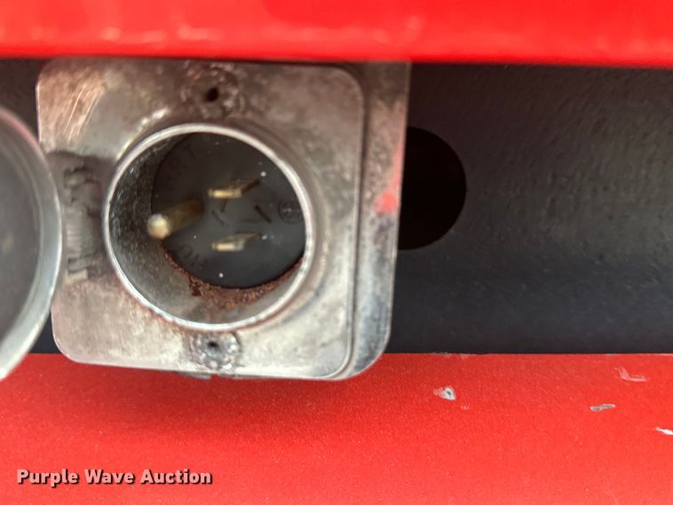 image for item EH3849 2017 Peterbilt  579 semi truck