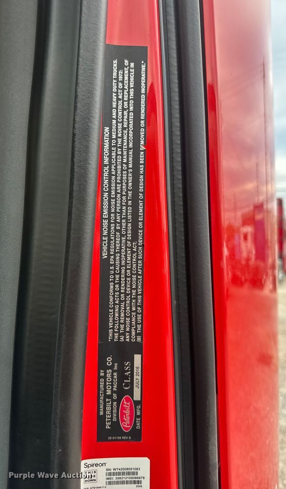 image for item EH3849 2017 Peterbilt  579 semi truck