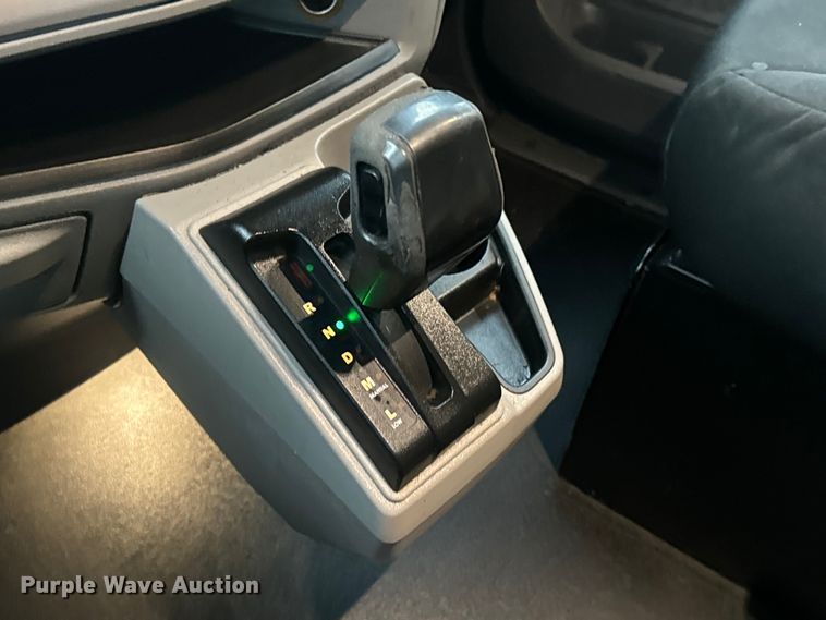 image for item EH3849 2017 Peterbilt  579 semi truck