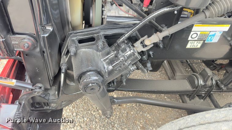 image for item EH3849 2017 Peterbilt  579 semi truck