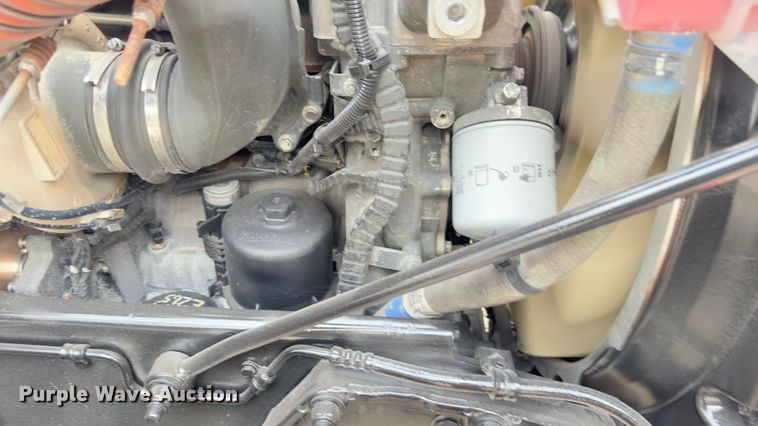 image for item EH3849 2017 Peterbilt  579 semi truck