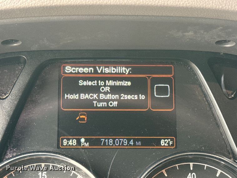 image for item EH3850 2017 Peterbilt 579 semi truck