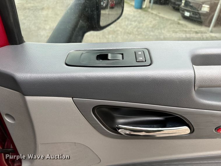 image for item EH3850 2017 Peterbilt 579 semi truck