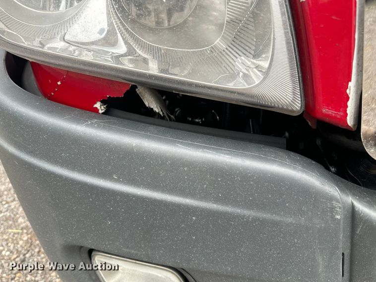 image for item EH3851 2017 Freightliner  Cascadia  semi truck