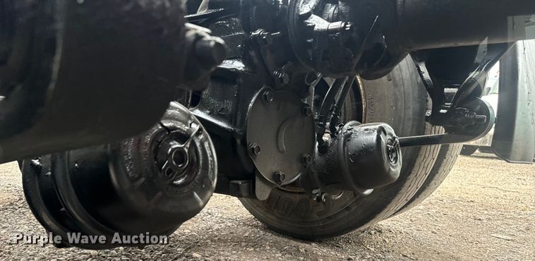 image for item EH3851 2017 Freightliner  Cascadia  semi truck