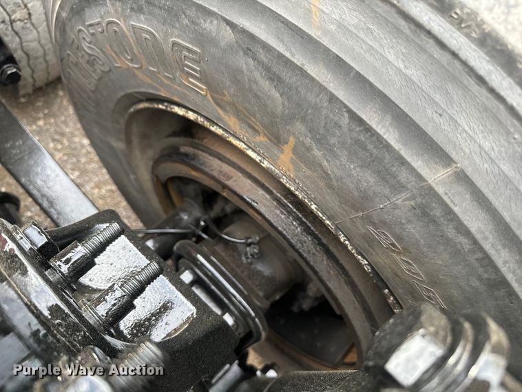 image for item EH3851 2017 Freightliner  Cascadia  semi truck