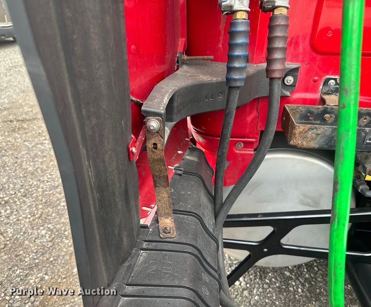 image for item EH3851 2017 Freightliner  Cascadia  semi truck