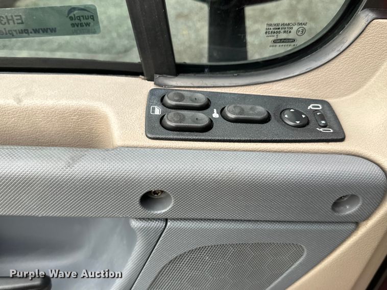 image for item EH3851 2017 Freightliner  Cascadia  semi truck