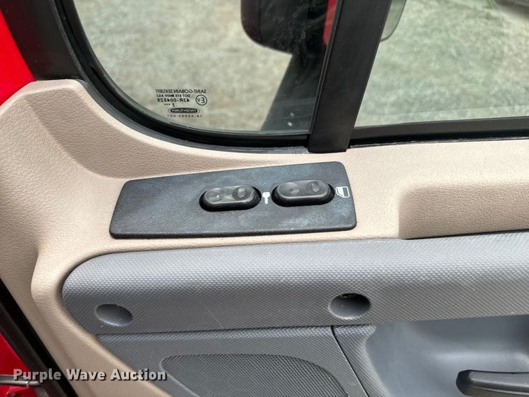 image for item EH3851 2017 Freightliner  Cascadia  semi truck